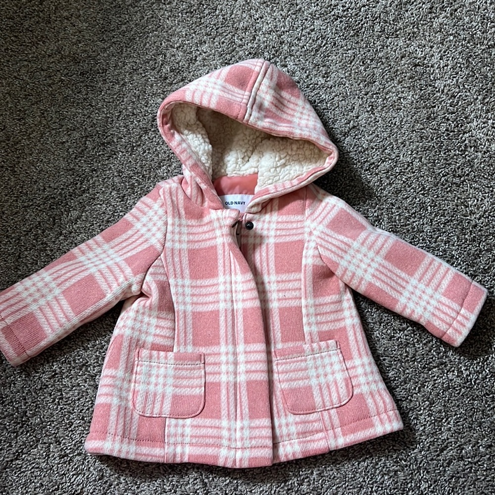 Baby girls coat. Old navy. 6-12months